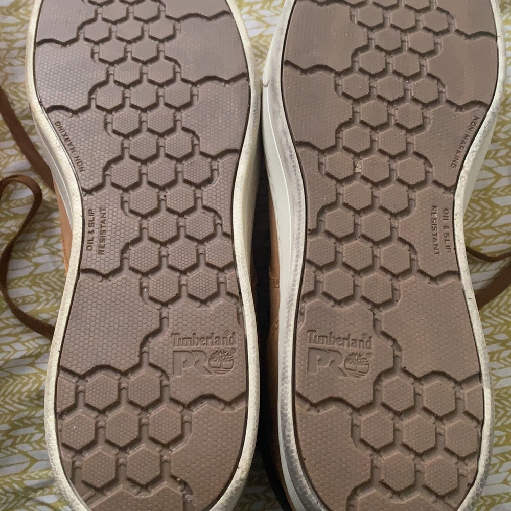 Like new men’s Timberland pro chukka - Picture 3 of 8